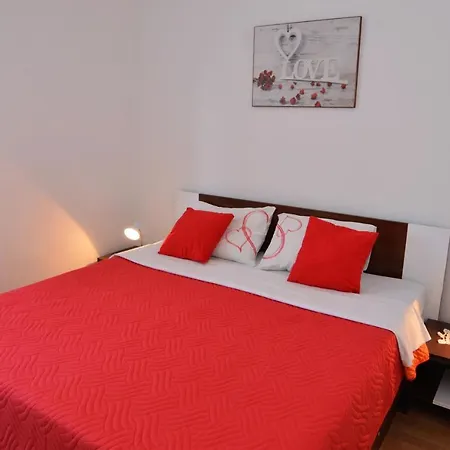 Marinela Apartment