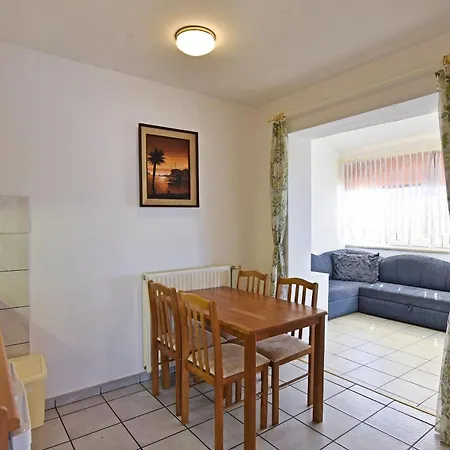 Marinela Apartment *