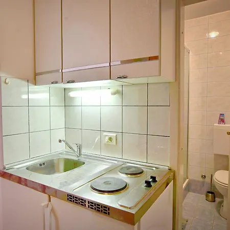 Apartment Marinela *